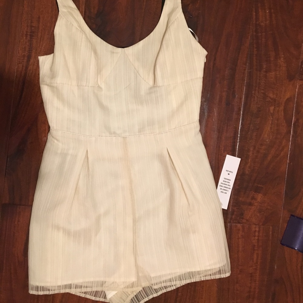 NWT BCBGeneration open-back Romper!